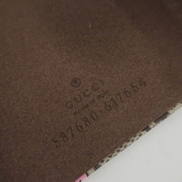 Gucci iPhone X Case Strawberry GG Supreme Canvas - Picture 4 of 4